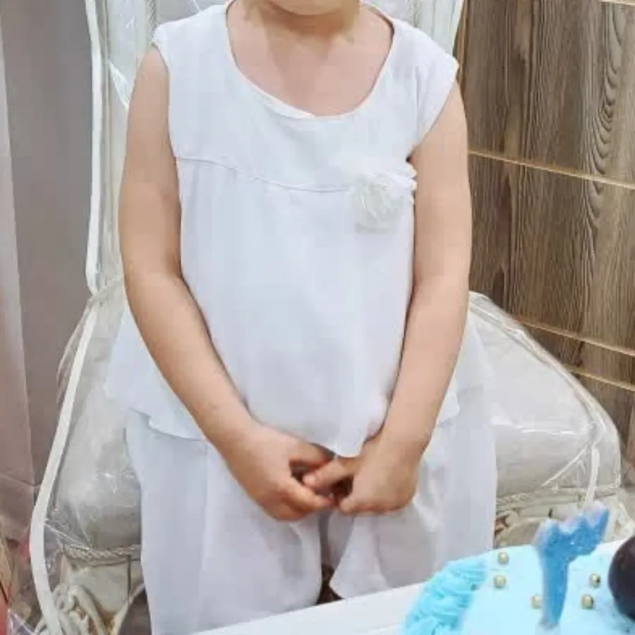 پیراهن دخترانه