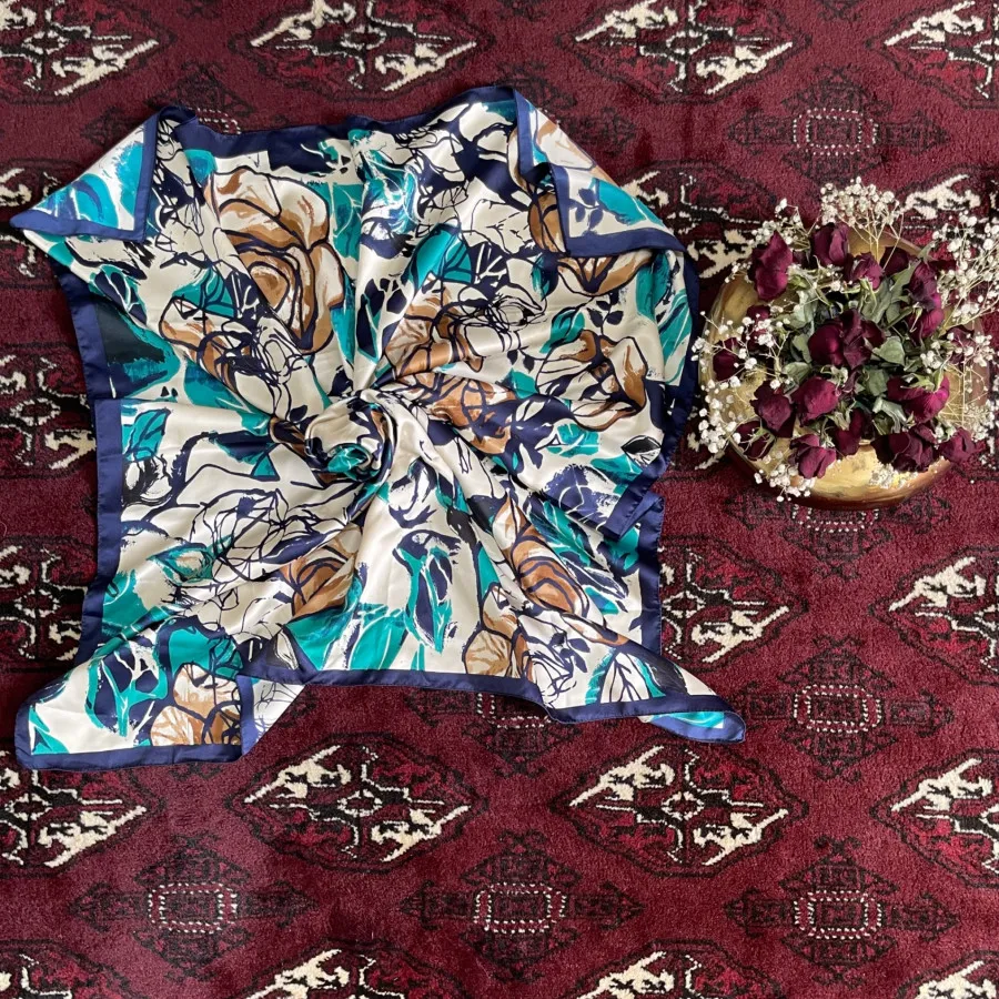 روسری ساتن