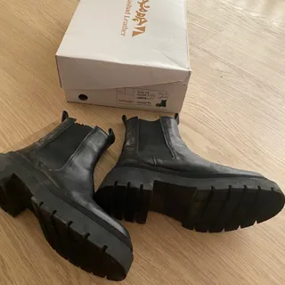 نیم بوت چرم مشهد