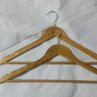 چوب لباسی تعداد زیاد موجو