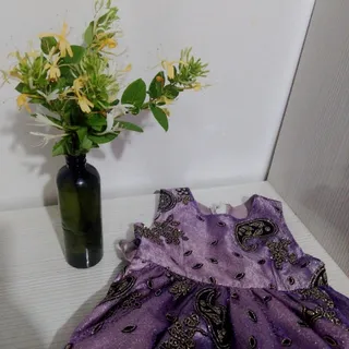 پیراهن بچگانه