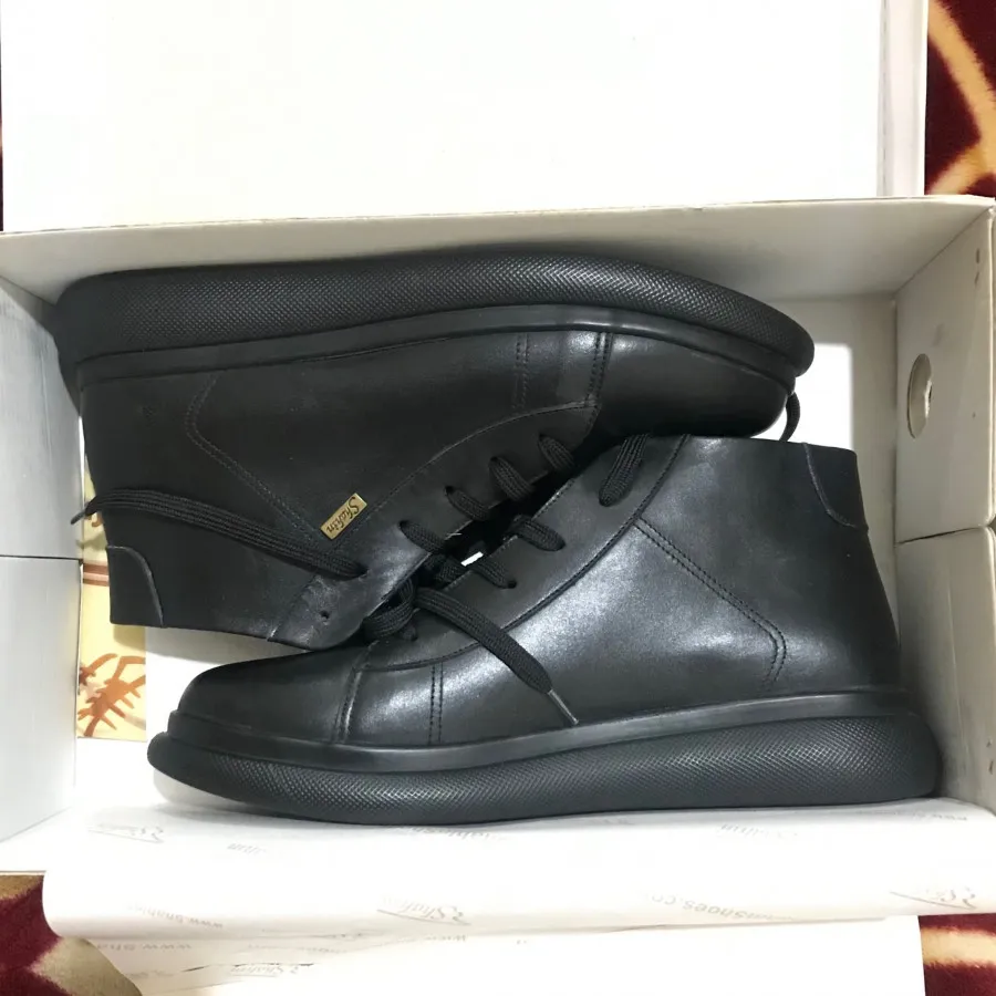کفش شاهین