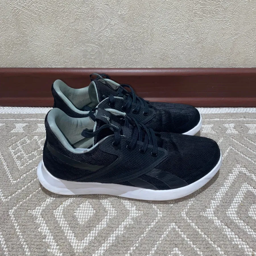 کفش Reebok