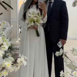 لباس عقد