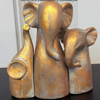 فیل خانواده
