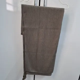 شال  رنگ خاکی