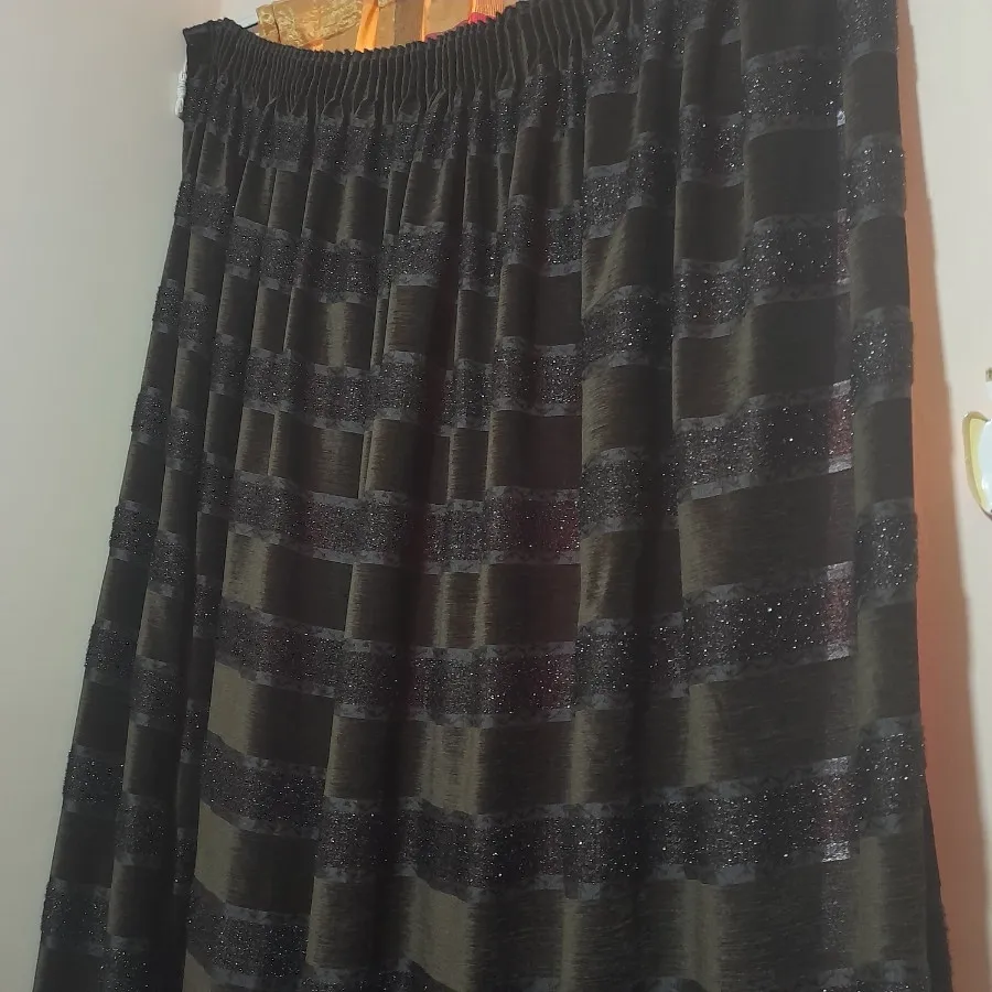 والان پرده مخمل سنگین