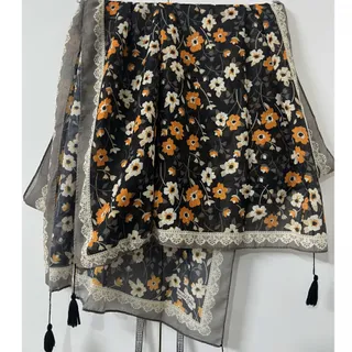 شال طرح گل و گیپور