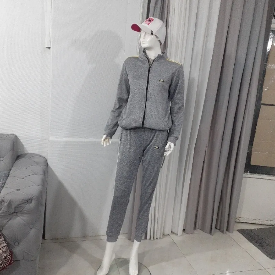 ست لباس ورزشی