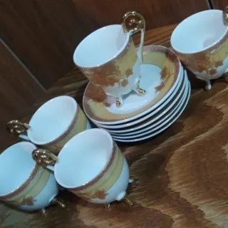 فنجان و نعلبکی ژاپنی