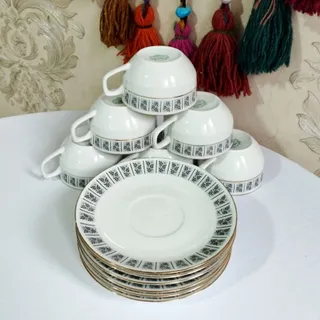 فنجان و نعلبکی چینی