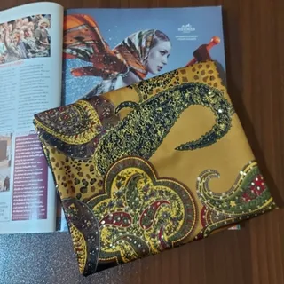روسری طلاکوب