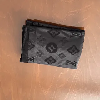 شال مجلسی طرح Lv