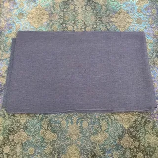 شال نخی سرمه‌ای کاملا نو