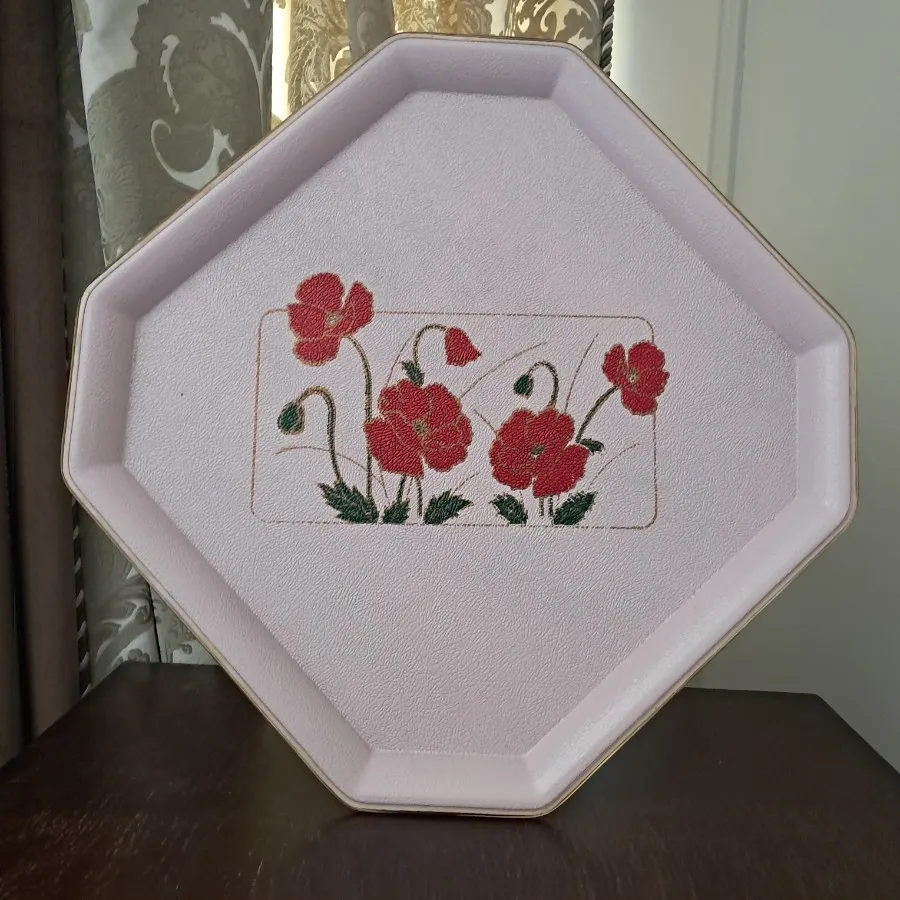 سینی قدیمی چرمی
