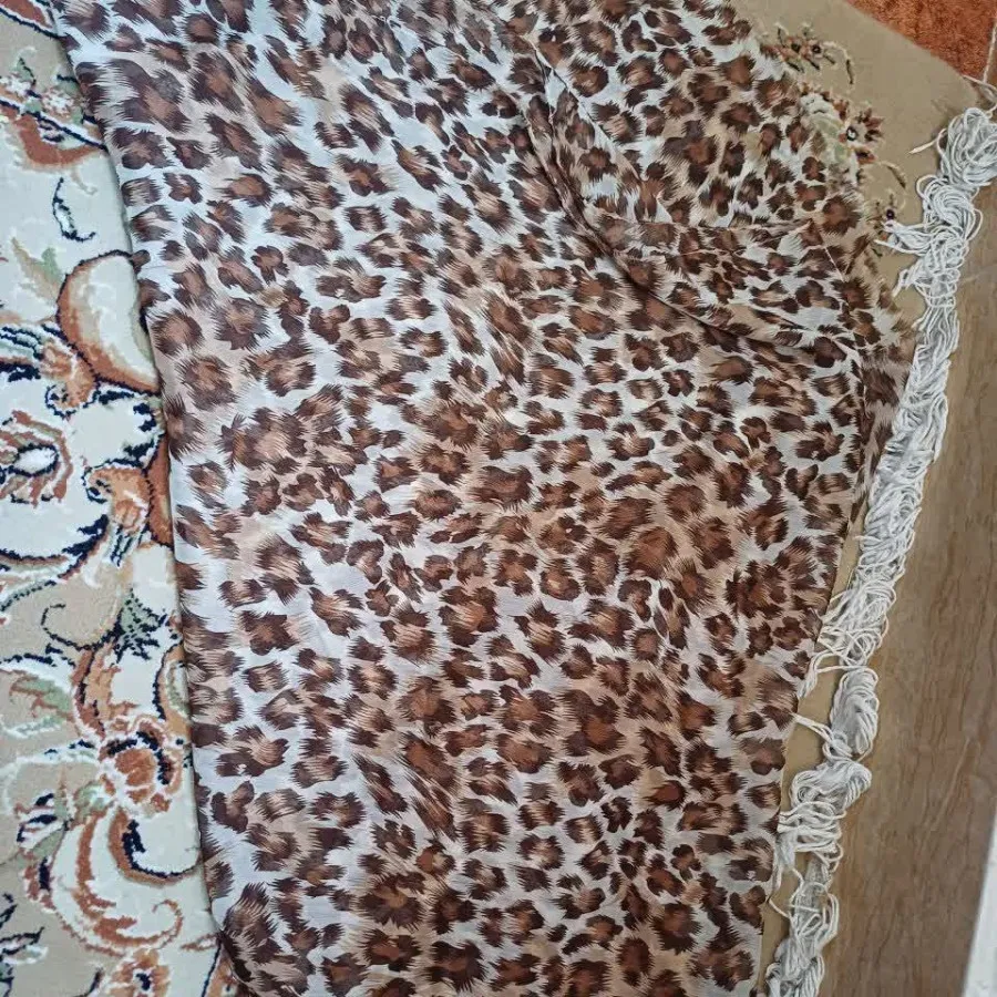 شال مجلسی پلنگی