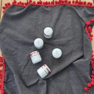 نمک‌پاش قدیمی