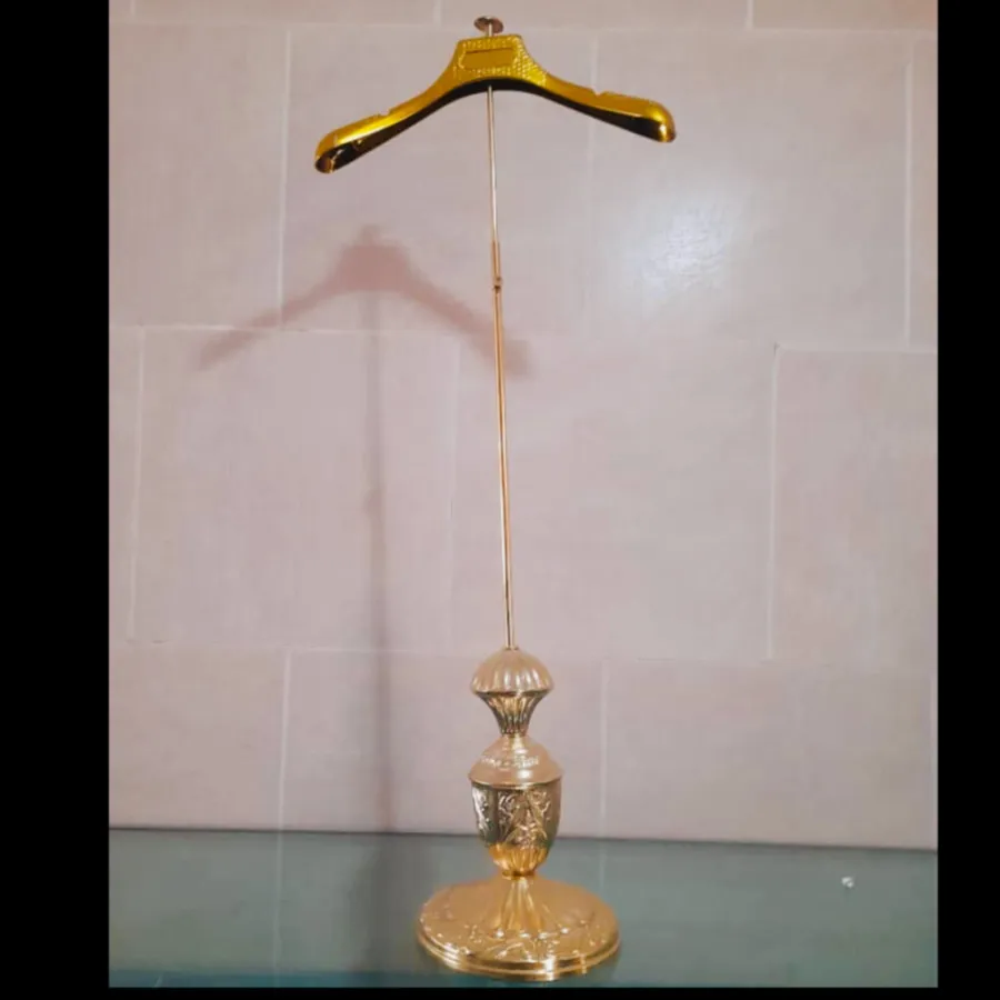 اویز لباس