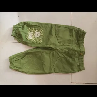 شلوار بچگانه