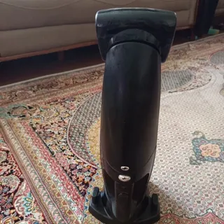 جاروشارژی دستی