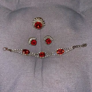 ست یاقوتی قرمز