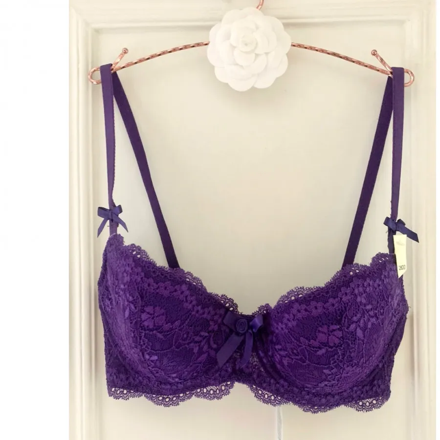 Violet Chloe Balconette