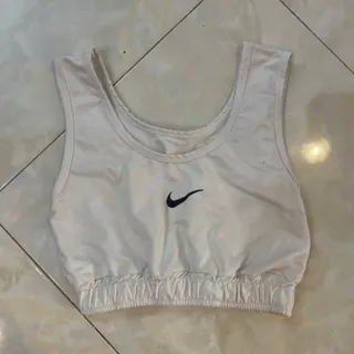 نیم تنه