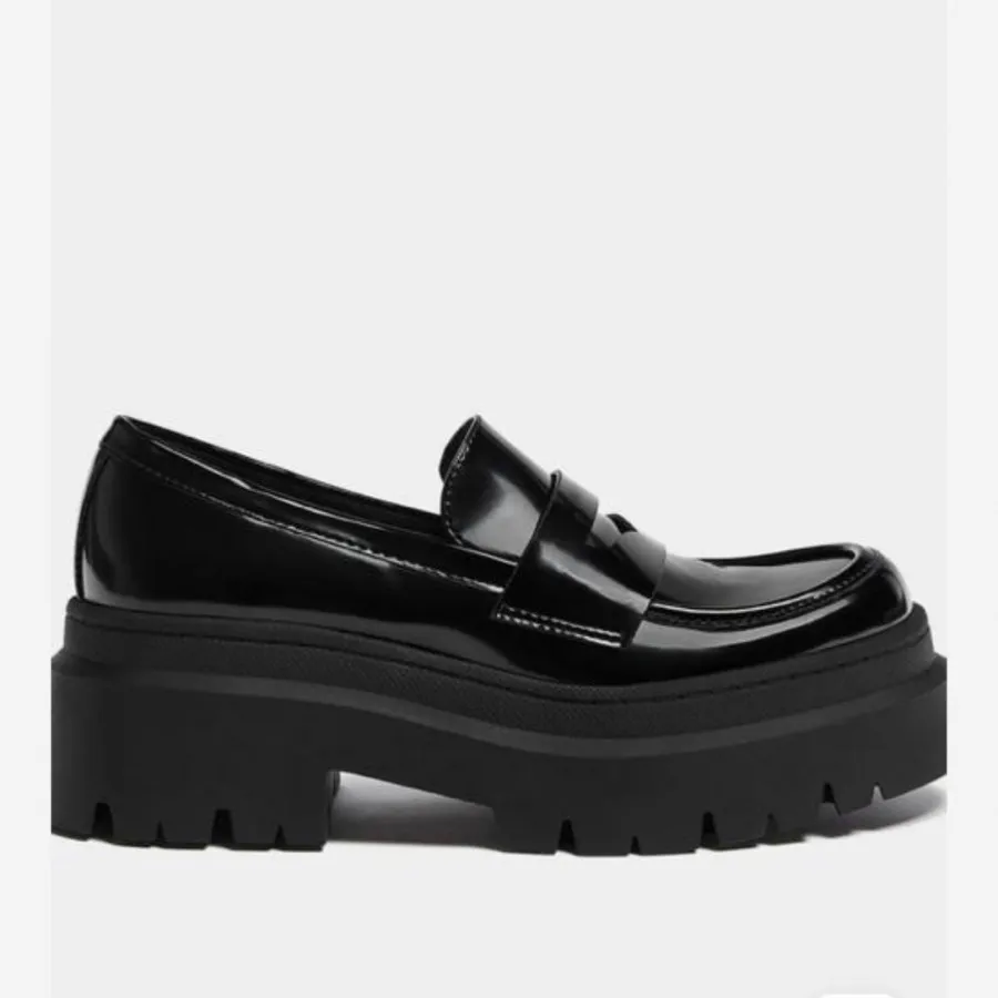 کالج چانکی pull and bear