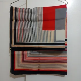 روسری کوتاه