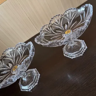 شکلات و آجیل خوری سوگا