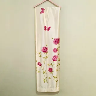 پنل پرده ساتن گلدار