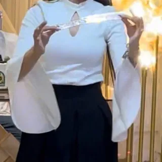 بلوز و دامن