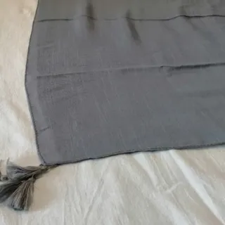 شال طوسی بزرگ منگوله دار