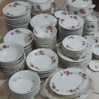 سرویس چینی گلسرخی