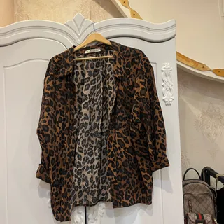 شومیز کی تی ان