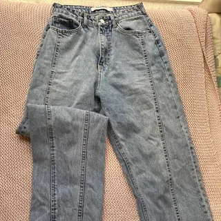 شلوار جین pull&bear