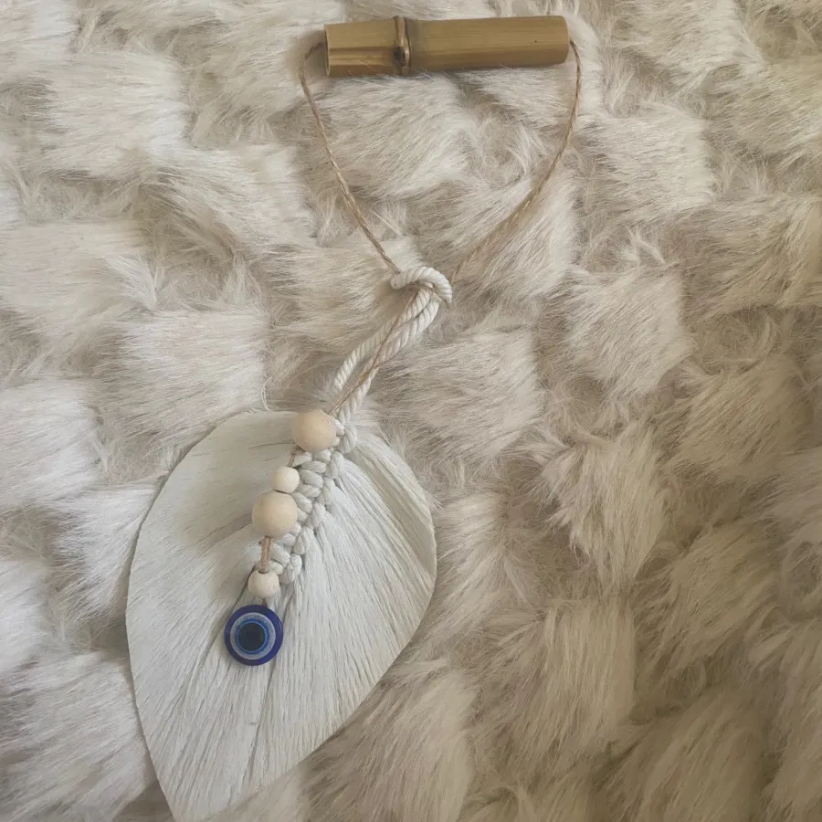 دکوری چشم نظر