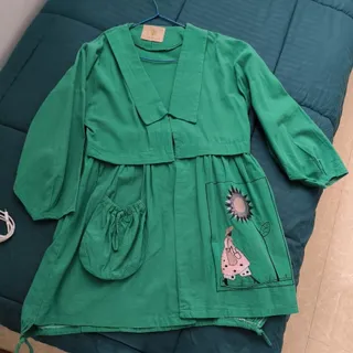 مانتو سبز گلدوزی شده