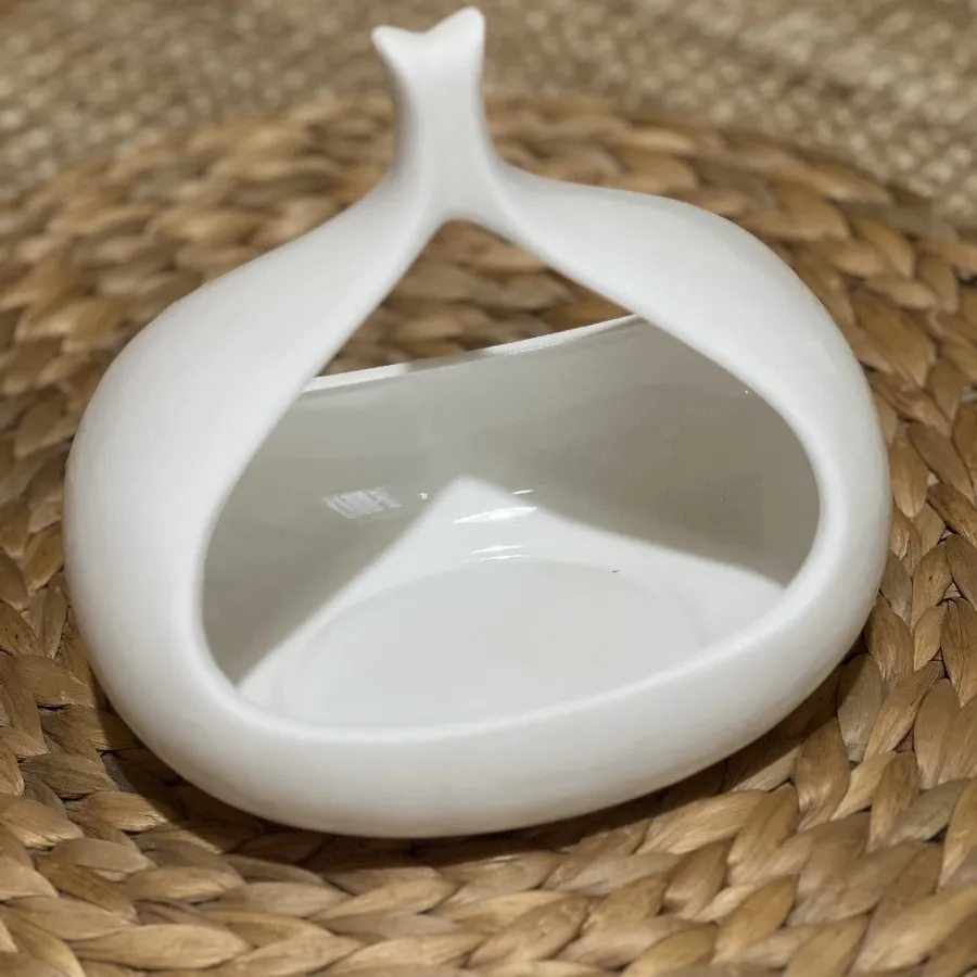 سبد شکلات و اجیل خوری