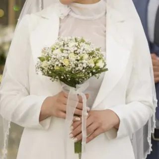 لباس عقد
