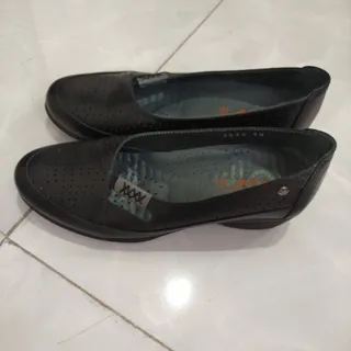 کفش چرم طبیعی برندR&W