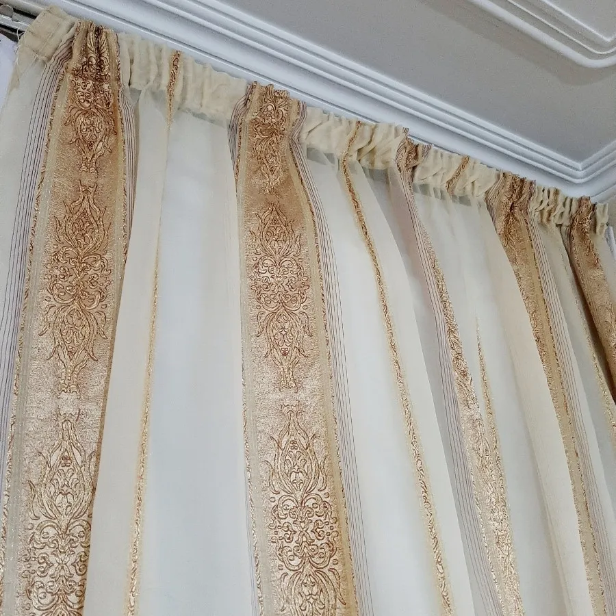 پرده قیمت مناسب شیک