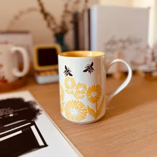 ماگ جانانه زنبوری