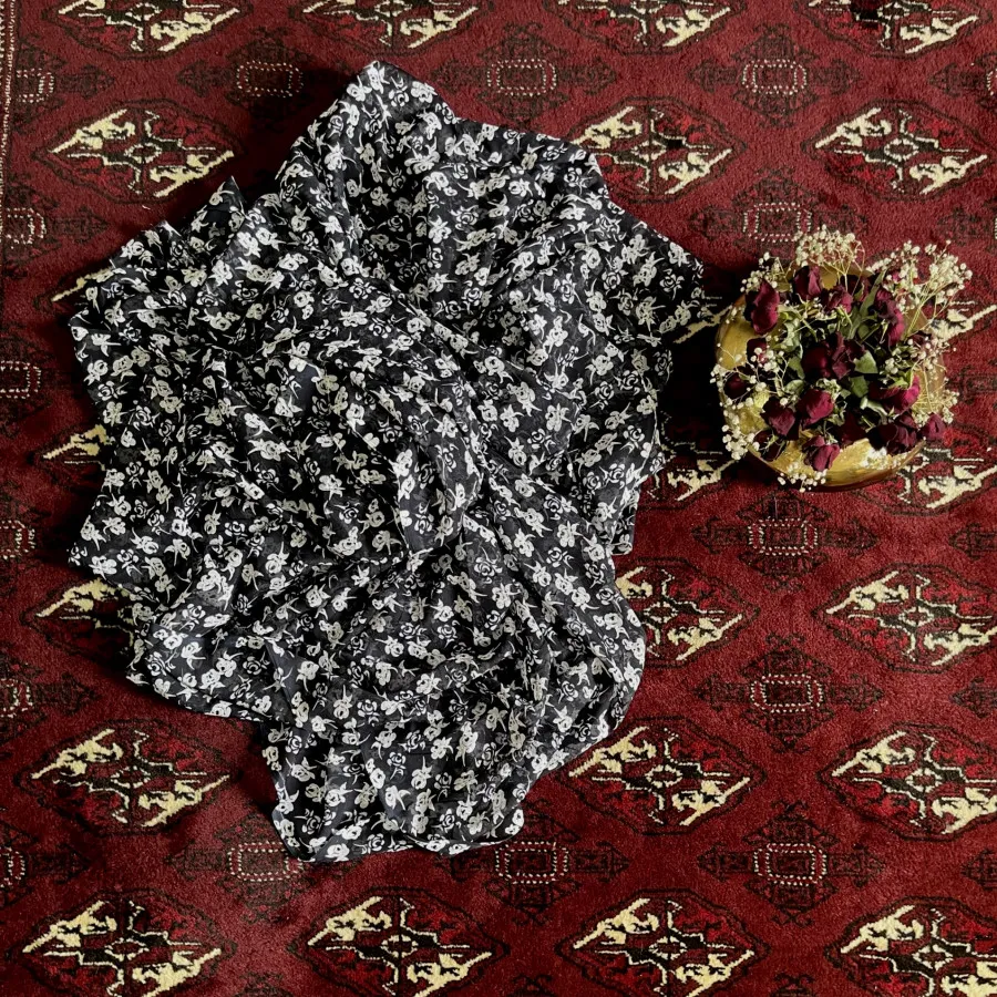 پارچه حریر گلدار