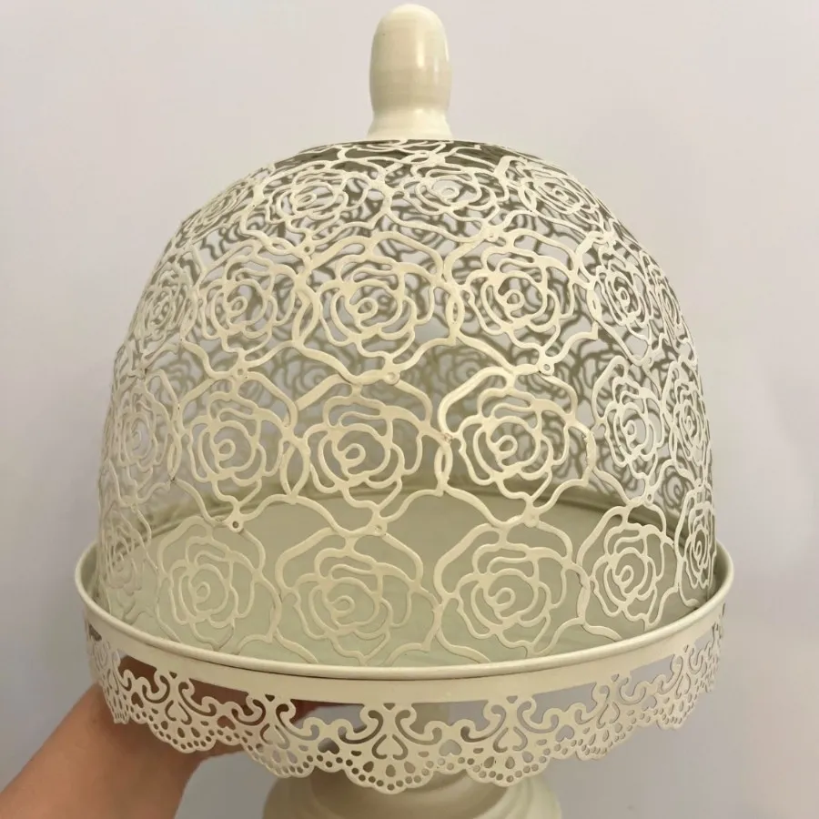 کیک خوری فلزی