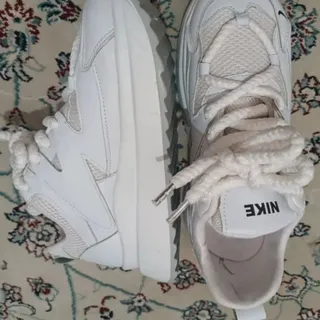 کفش اسپرت