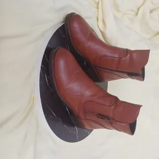 بوت چرم