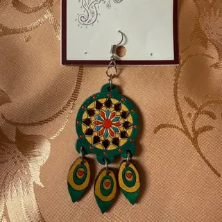 گوشواره چوبی هنری