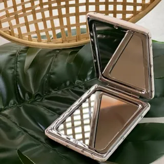 آینه کیفی جیبی