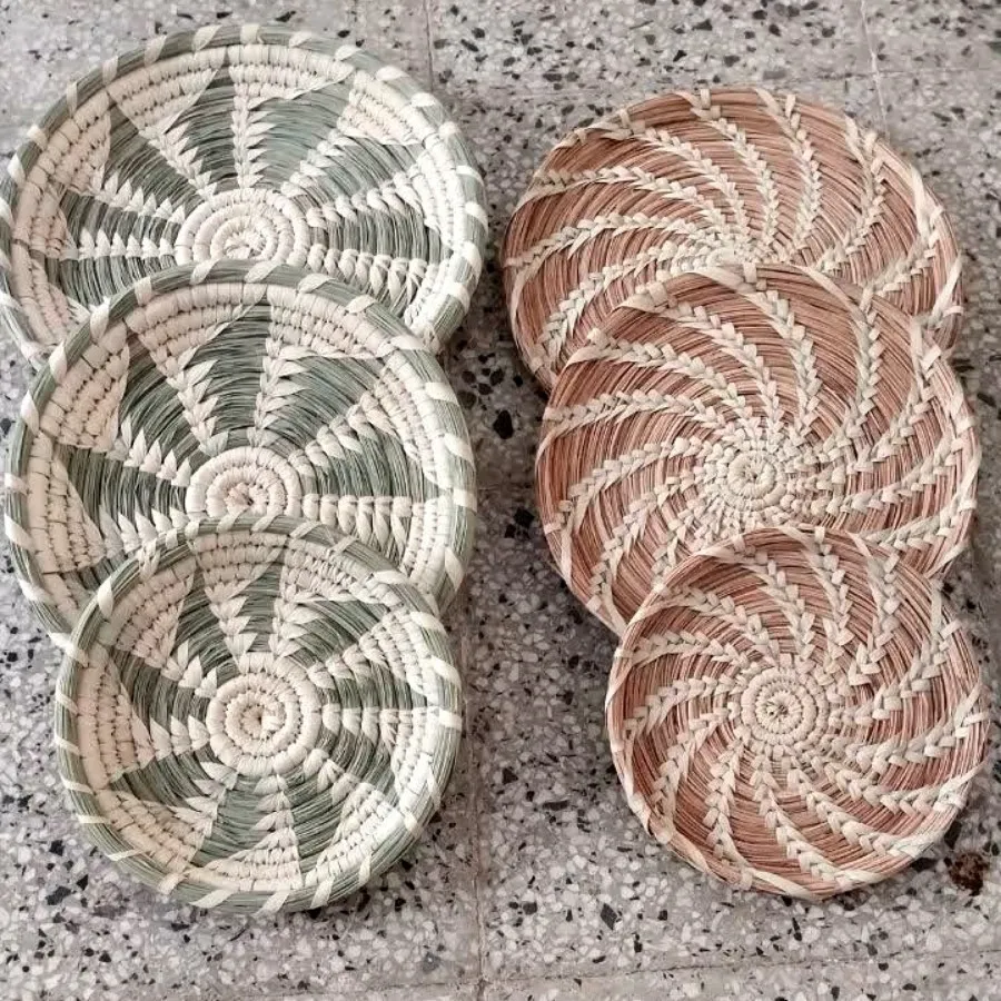 سینی و دیوار کوب